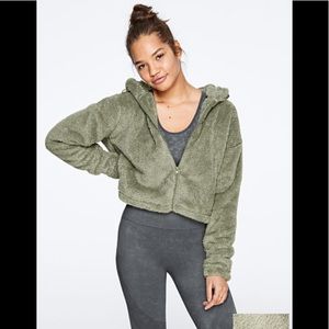 NWT VS PINK ~ Sherpa Full Zip Hoodie (green)